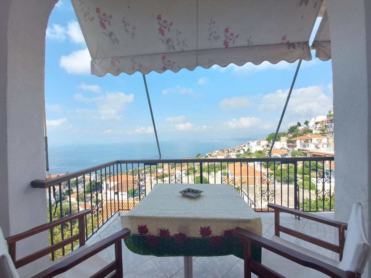 George'S Apartment Loutraki  Zewnętrze zdjęcie