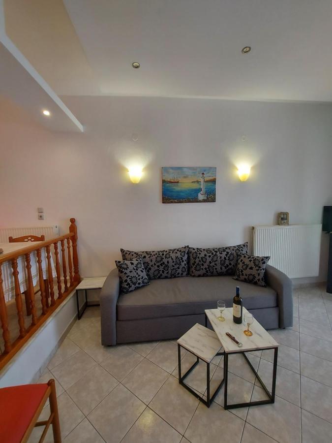 George'S Apartment Loutraki  Zewnętrze zdjęcie